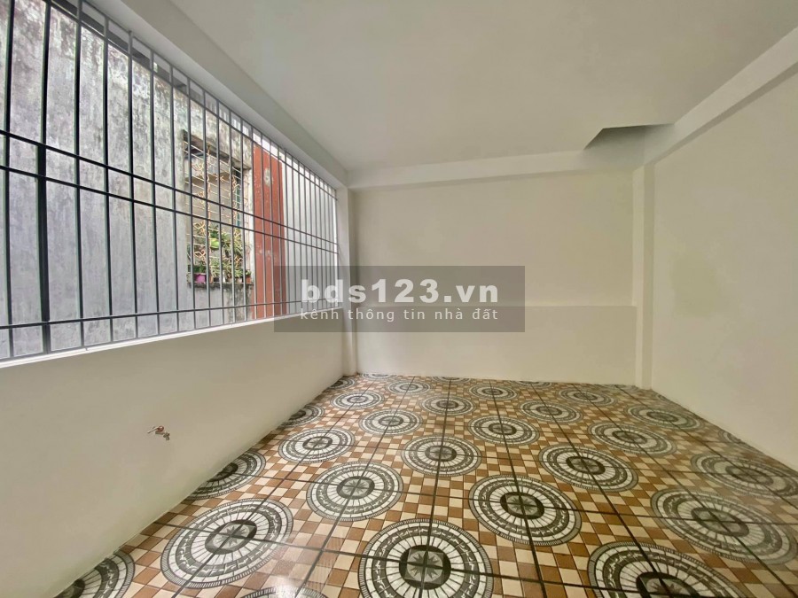 Nhà mới koong lô góc ở luôn, ô tô cách 50m2, sỗ sẵn, bao sang tên