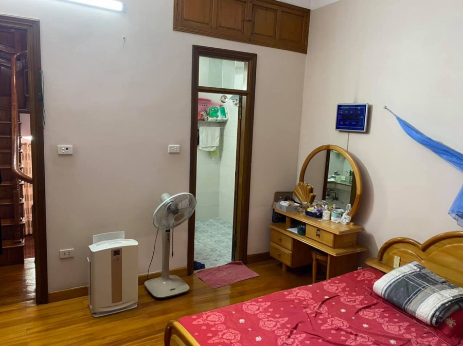 Nhà đẹp, Phân Lô, 2 thoáng, Ô tô, Khương Đình, Hà Nội dt 50m2, mt 4m, 5 tầng