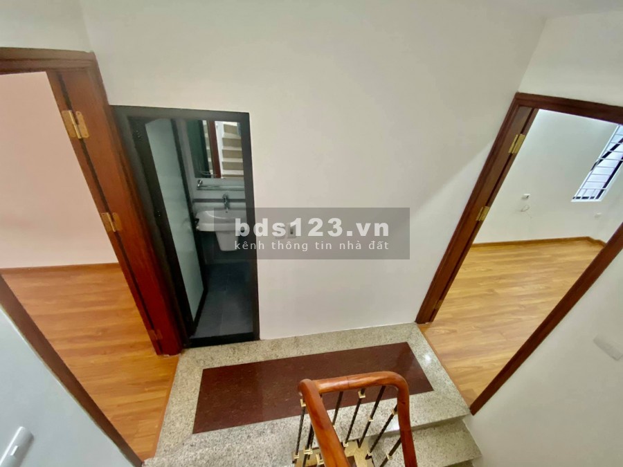 Nhà mới koong lô góc ở luôn, ô tô cách 50m2, sỗ sẵn, bao sang tên