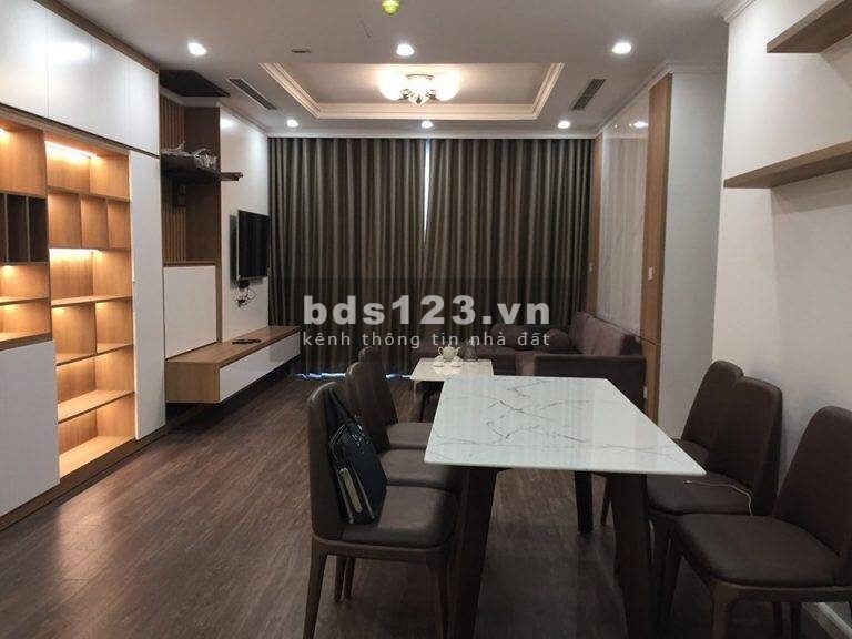 Bán nhà nguyên căn lô góc 10m, ô tô nhà đẹp, full đồ, diện tích 37m2