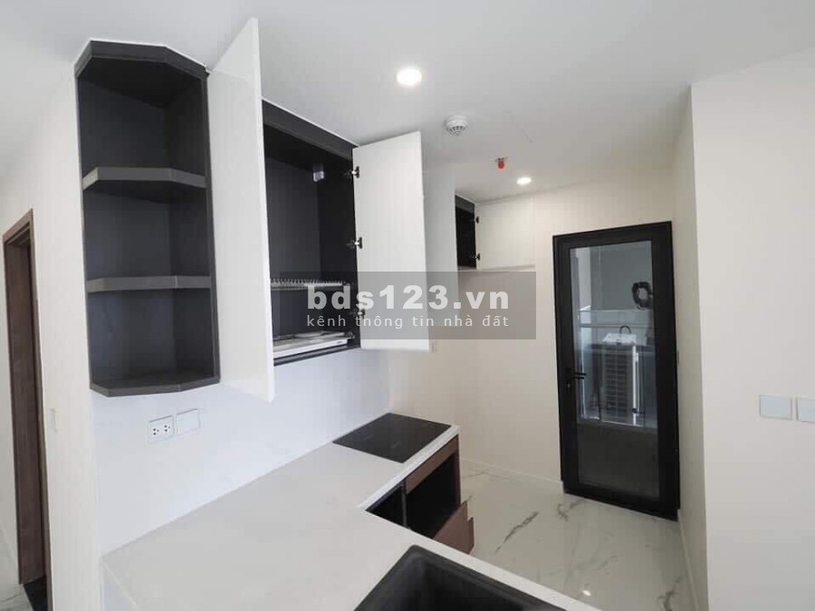 Bán căn hộ Sunshine City 2PN 80m2 view nội khu giá 3 tỷ full đồ