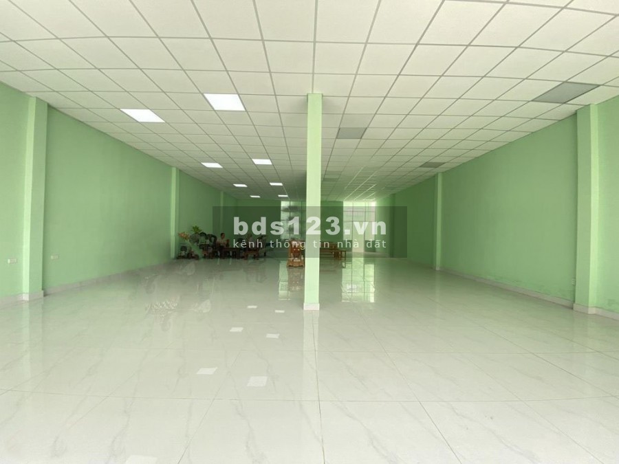 Cho thuê nhà rộng 10x20m Trệt trống suốt, sẵn máy lạnh An Phú Quận 2
