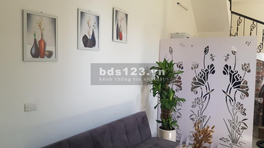 Cần bán nhà 30m2, đúc bê tông 4 tầng Quận Thanh Xuân, giá 2 tỷ, LHCC