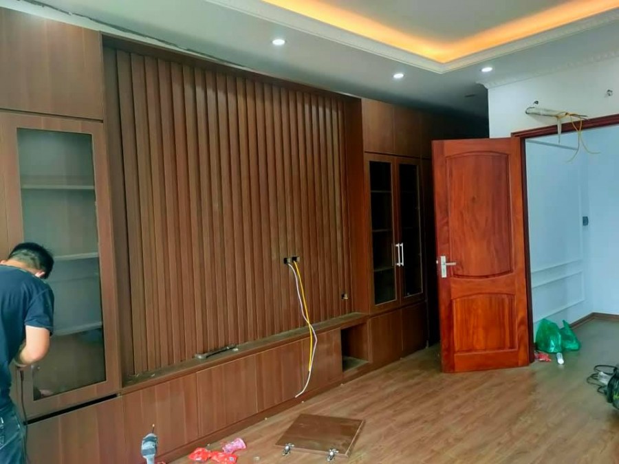 Cần bán nhà siêu phẩm Ngọc Thuỵ Long Biên, ô tô đỗ cữa, ngõ thông