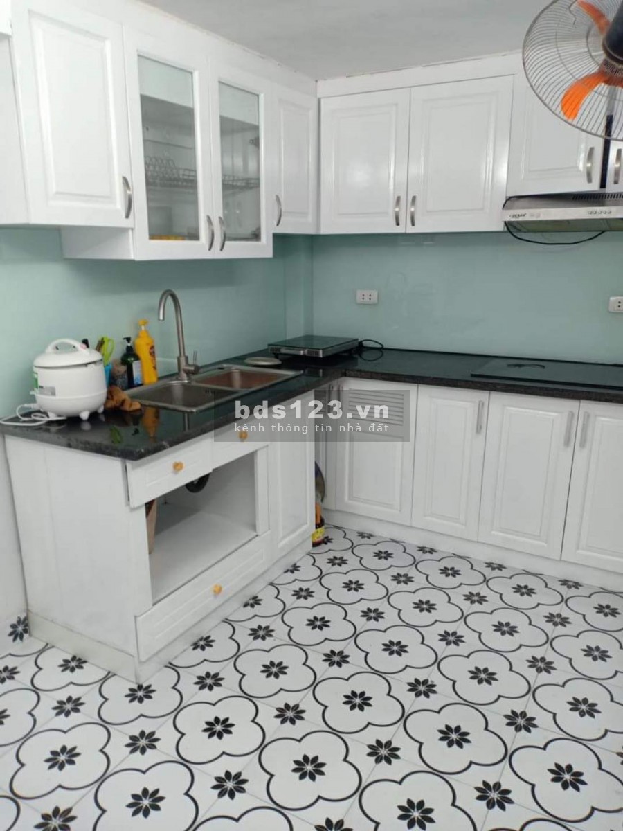 Nhà mới đẹp 5 tầng, 3 phòng ngủ khép kín ngõ 354 Trường Chinh, dt 45m2, mt 4m giá 4.7 tỷ