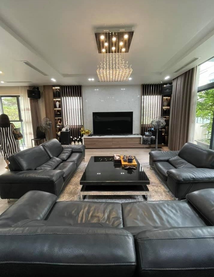 Biệt thự cao cấp Thanh Xuân 150m 6 tầng thang máy vỉa hè 5 ô tô tránh full nội thất