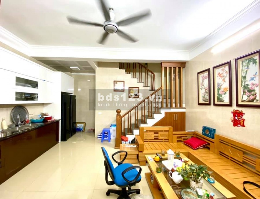 Bán nhà đẹp tiện ích khu chung cư cao cấp Beriver, ô tô ngõ thông