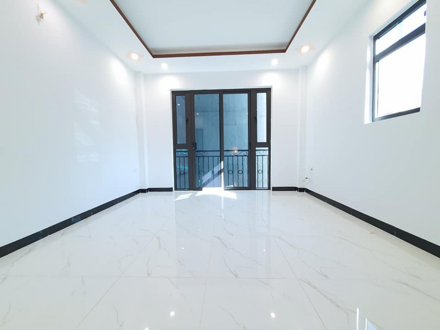 Bán nhà Mỗ Lao Hà Đông trung tâm Quận, nhà đẹp rẻ ở ngay dt 50m2, 5 tầng, giá 3,29 tỷ