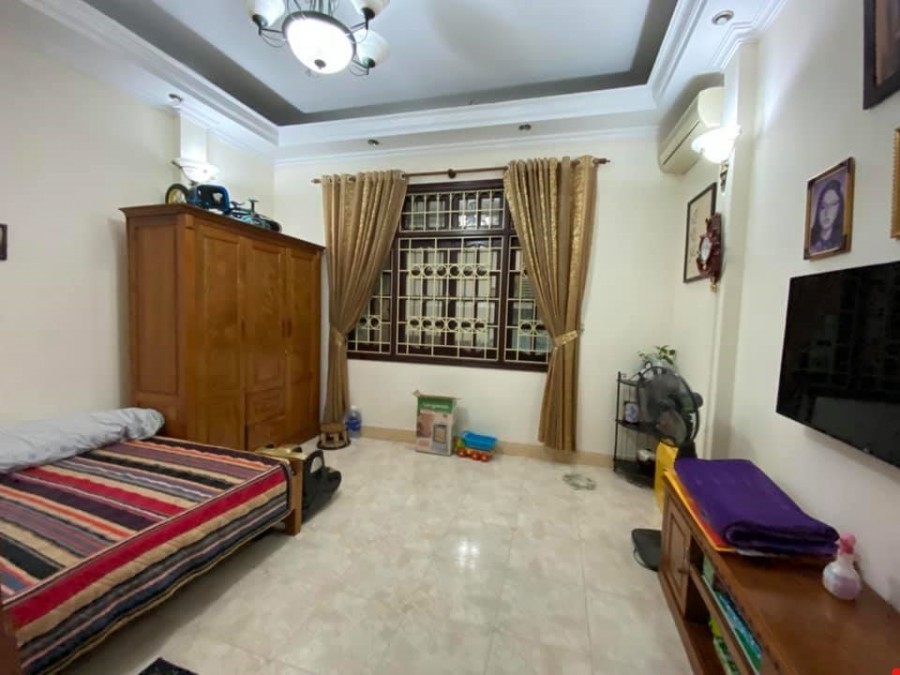 Phân lô Vip Đống Đa 56m2, 5 tầng, giá 7.3 tỷ, Gần phố, hai mặt ngõ, an sinh đỉnh