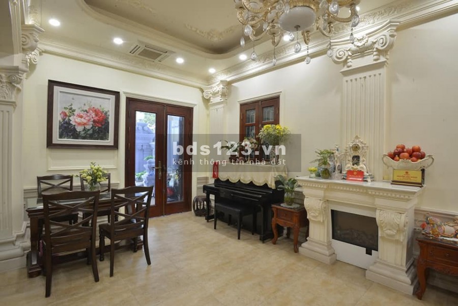 Biệt thự đẹp Ngụy Như Kon Tum 130m2 x 4 tầng, mặt tiền 7.5m, thang máy. Giá 29 tỷ