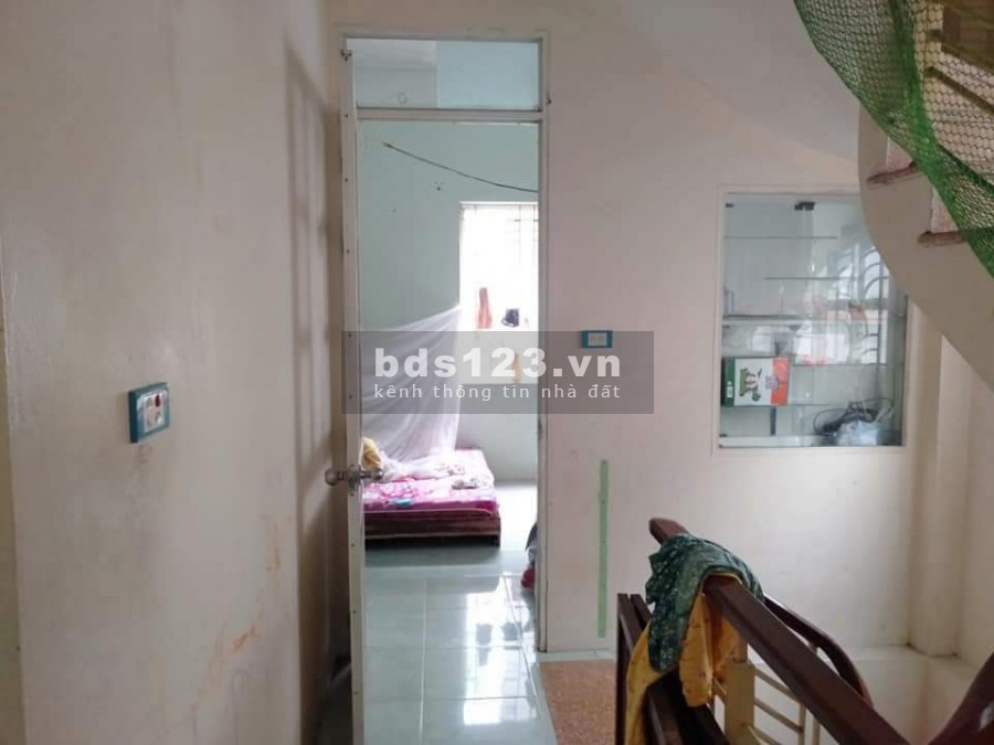 Bán nhà Văn Phú, trung tâm diện tích khủng, dt 50m2, giá 3 tỷ, bê tông
