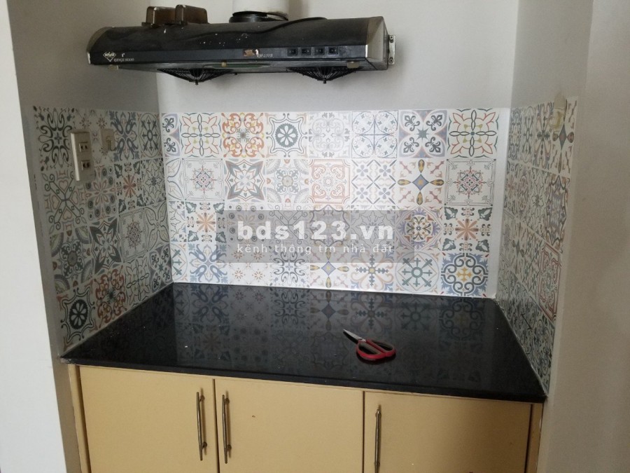 Studio đầy đủ nội thất, mặt tiền đường Võ Văn Kiệt Q5, diện tích 35m2