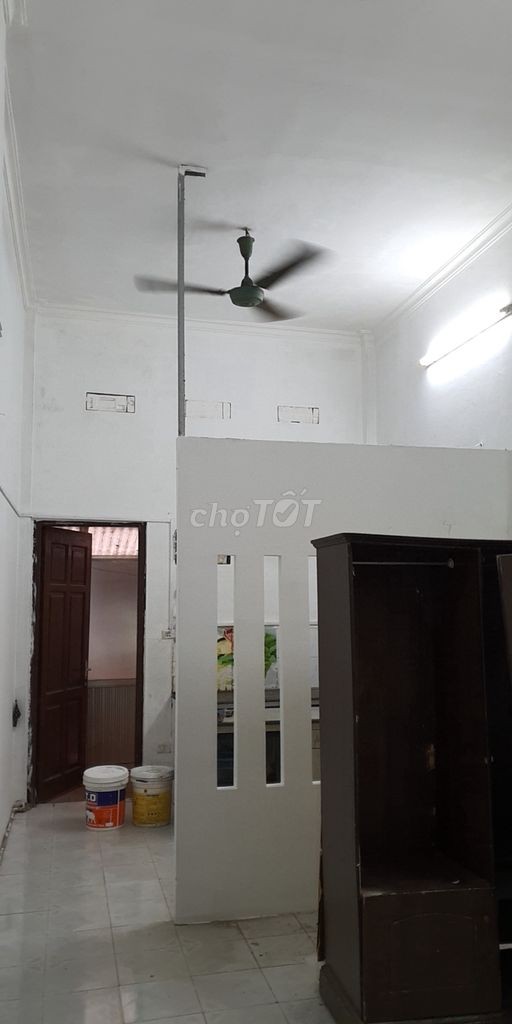 Chính chủ cho thuê nhà ở lâu dài trong ngõ 178 Tây Sơn, Đống Đa, Hà Nội