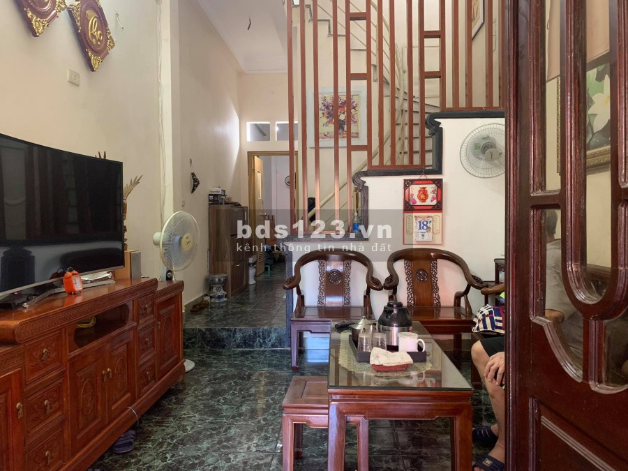 SIÊU PHẨM! Nhà Triều Khúc, Thanh Xuân, Diện Tích Rộng, Mặt Phố Vài Bước Chân, Nhỉnh 4 Tỷ.
