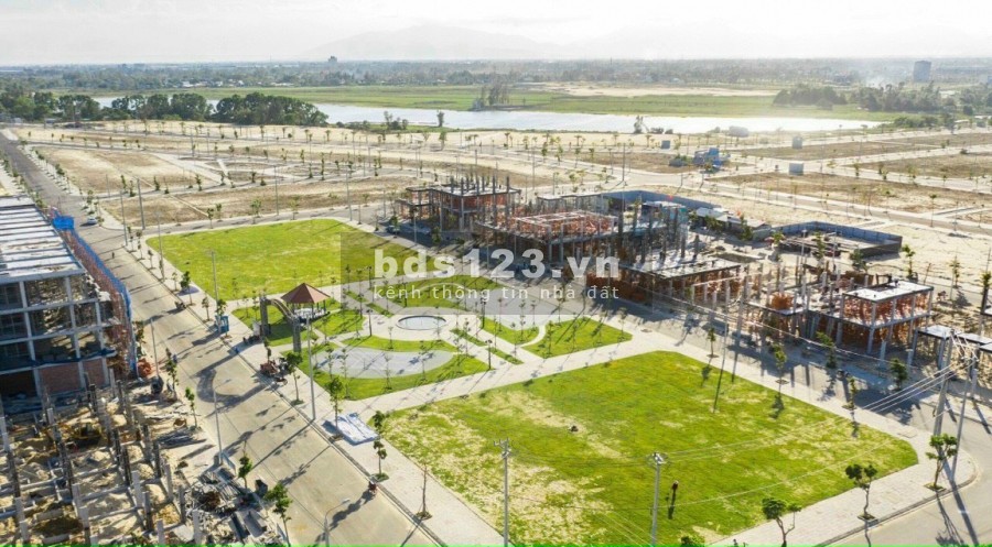 Bán nhà liền kề trong khu đô thị mới, giá chỉ từ 1.1 tỷ, trung tâm hành chính