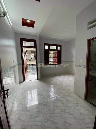 Nhà nguyên căn mặt tiền hẻm xe hơi Âu Dương Lân, 16 phòng ngủ, phường 3, Quận 8