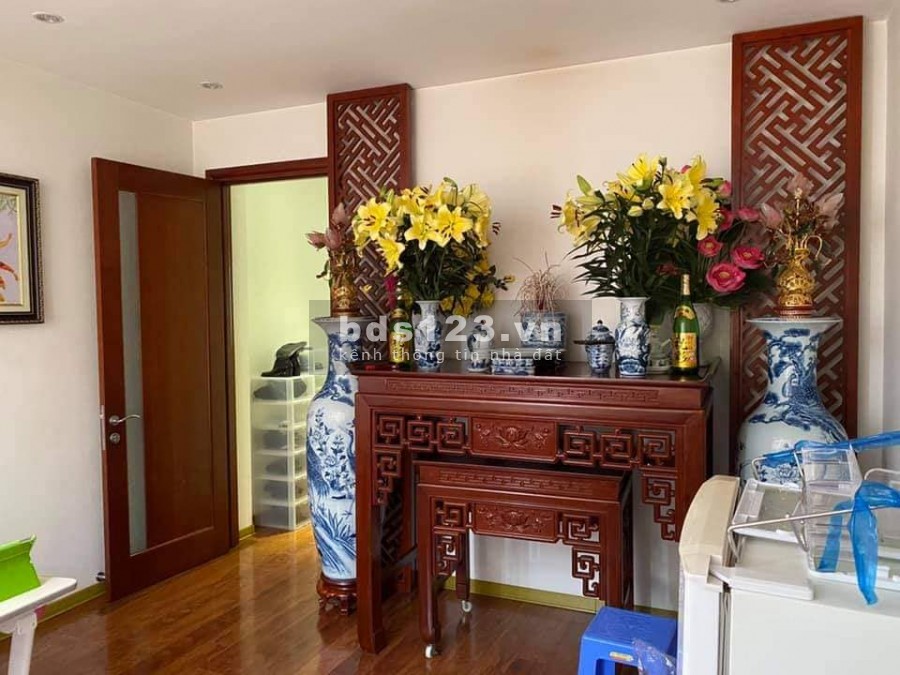 Bán nhà ngay Đặng Văn Ngữ, Đống Đa 46m2, mt 4m, sân để xe riêng, Giá nhỉnh 4 tỷ