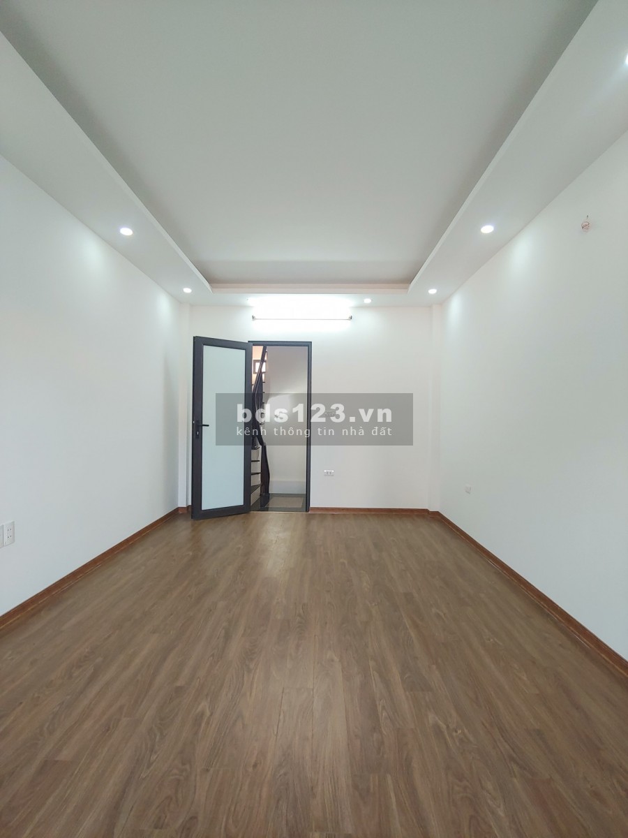 Bán nhà Bát Khối, Long Biên - nhà mới đẹp lung linh siêu hiếm 34m2, 4T, 1.9 tỷ