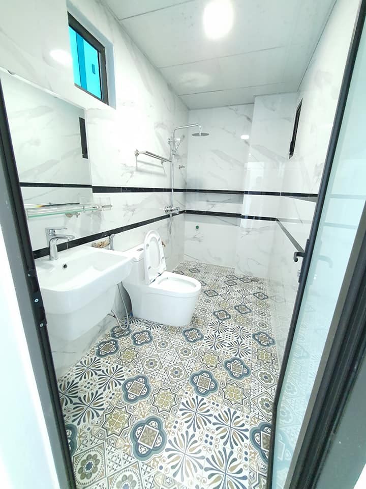 Bán nhà Mỗ Lao Hà Đông trung tâm Quận, nhà đẹp rẻ ở ngay dt 50m2, 5 tầng, giá 3,29 tỷ