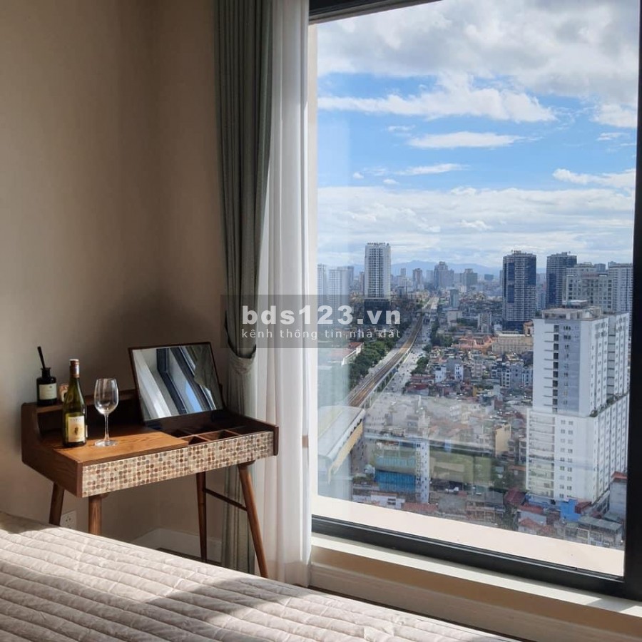 Cho thuê căn hộ chung cư The Golden Palm - 21 Lê Văn Lương. 2PN Đủ Đồ