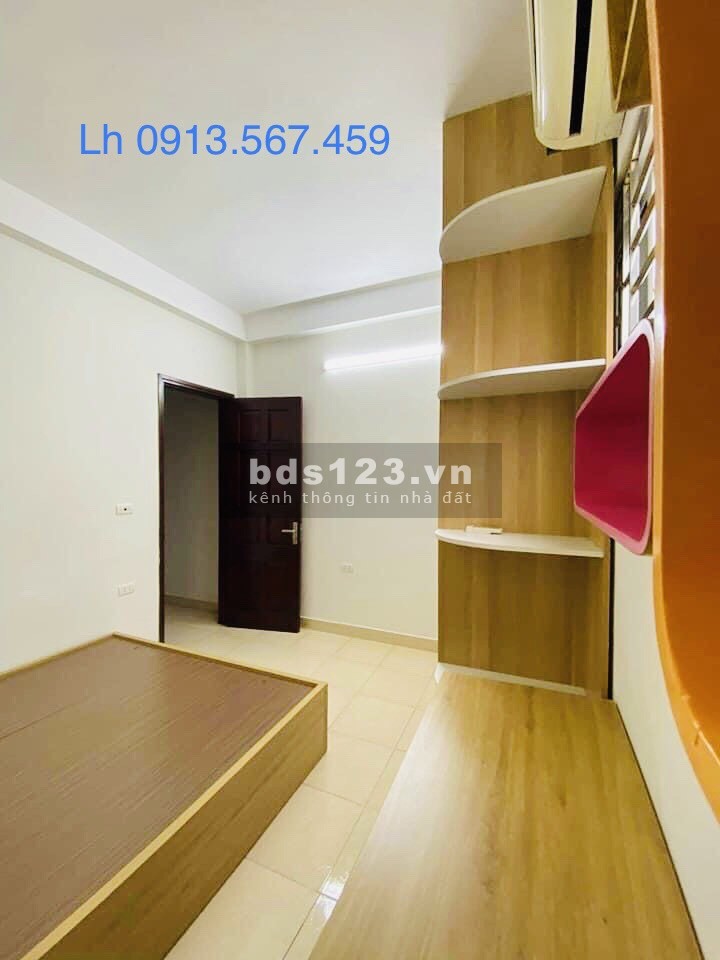 Nhà dân tự xây độc lập gần phố 40m2 x 4 tầng, mặt tiền 4m, giá 3.25 tỷ
