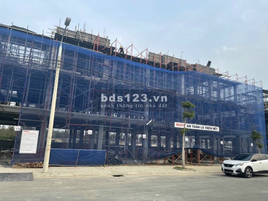Bán nhà liền kề trong khu đô thị mới, giá chỉ từ 1.1 tỷ, trung tâm hành chính