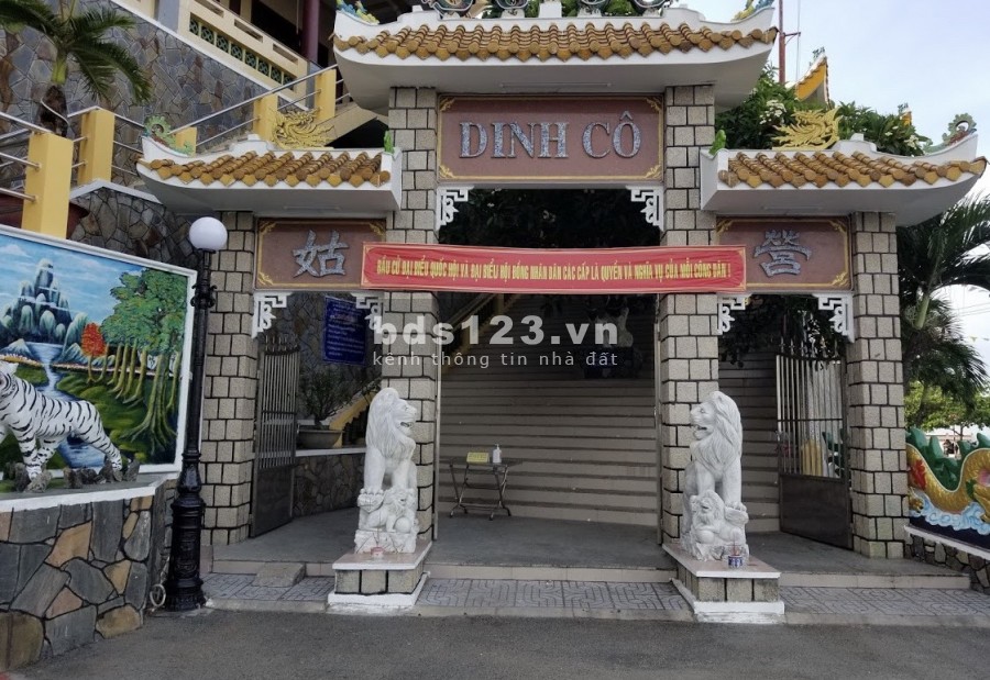 Bán gấp nhà nghỉ 441m2 MT 30m đường Hai Bà Trưng, Thị Trấn Long Hải, Bà Rịa Vũng Tàu. SHR