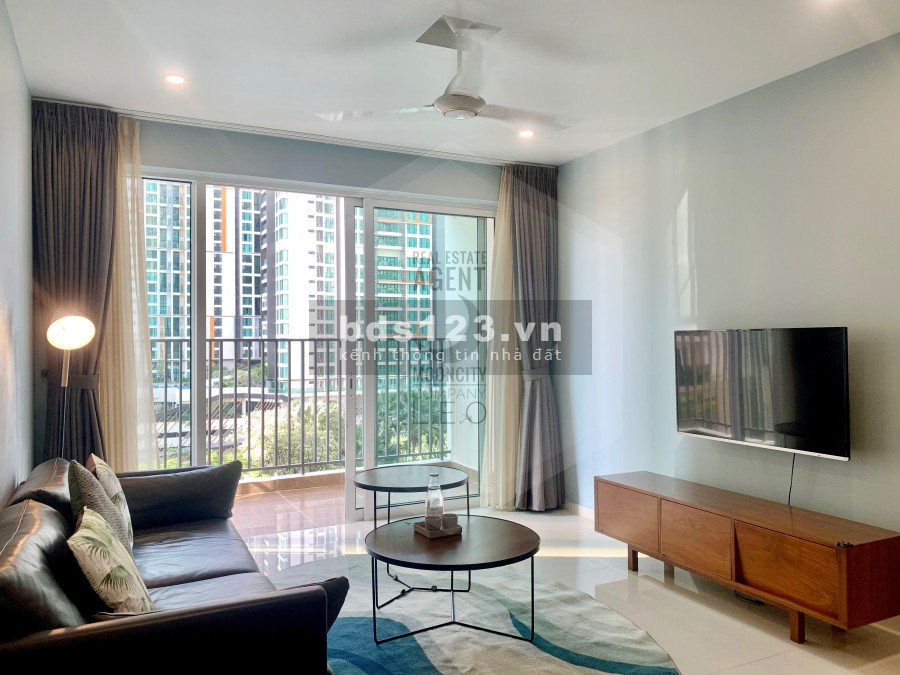 Cho thuê căn hộ 2 phòng ngủ, đầy đủ nội thất, kiến trúc đẹp, giá tốt