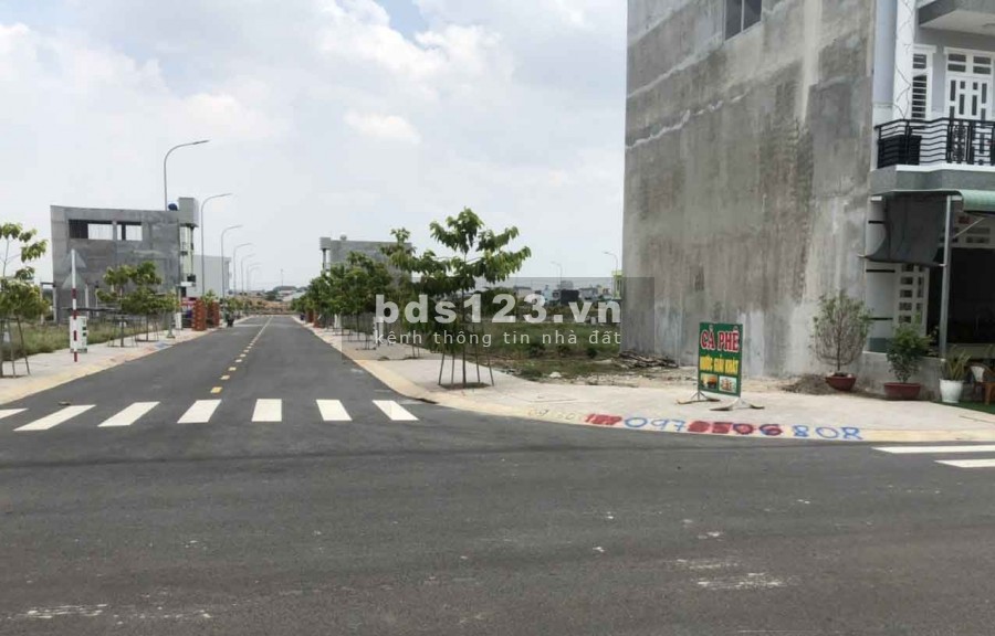 Cần tiền cưới vợ, tôi muốn bán miếng đất 70m2 790tr sổ sẵn