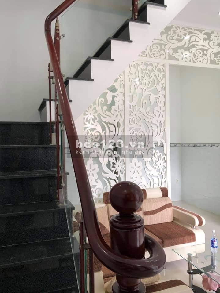40m2! chỉ 4ty850, NH cho vay 3 tỷ, bán nhà mặt tiền kinh doanh Âu Cơ, Tân Phú.
