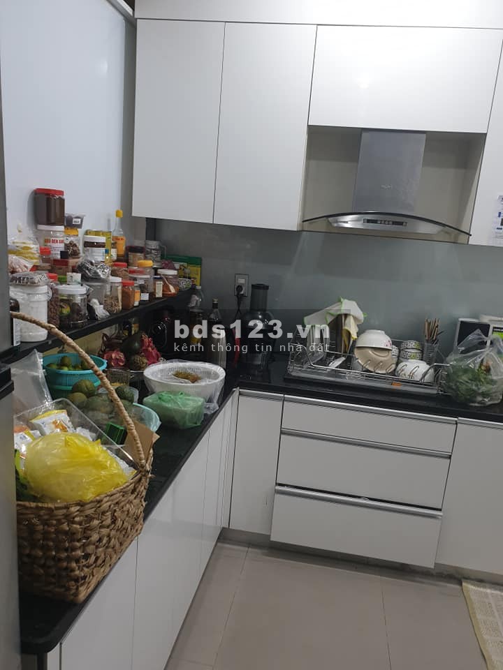 Bán nhà đường Lạc Long Quân, phường 10, Tân Bình 3 tầng 27m2…