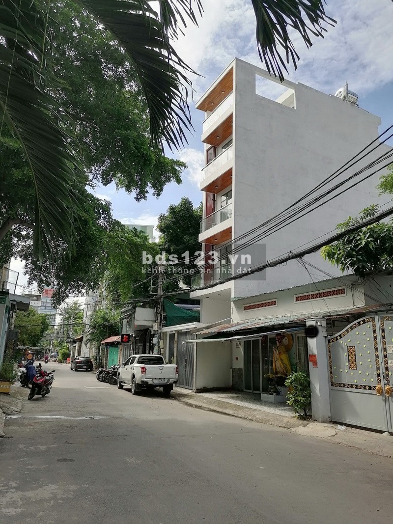 Bán nhà 5x19m mặt tiền đường số 25A phường Tân Quy Quận 7.