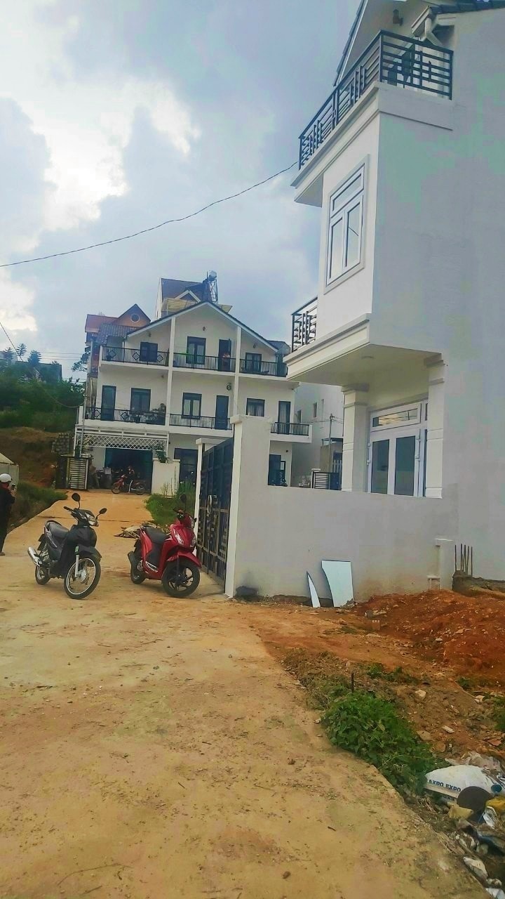 Nhà mới xây đẹp hiện đại đường Cao Thắng, phường 7, thành phố Đà Lạt