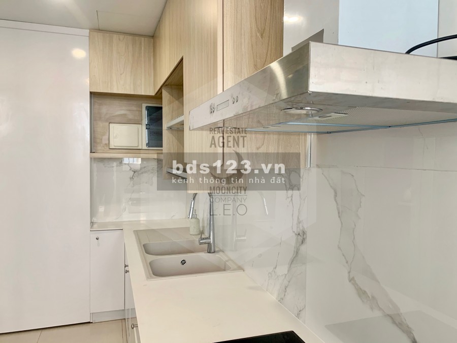 Cho thuê căn hộ 2 phòng ngủ, đầy đủ nội thất, kiến trúc đẹp, giá tốt