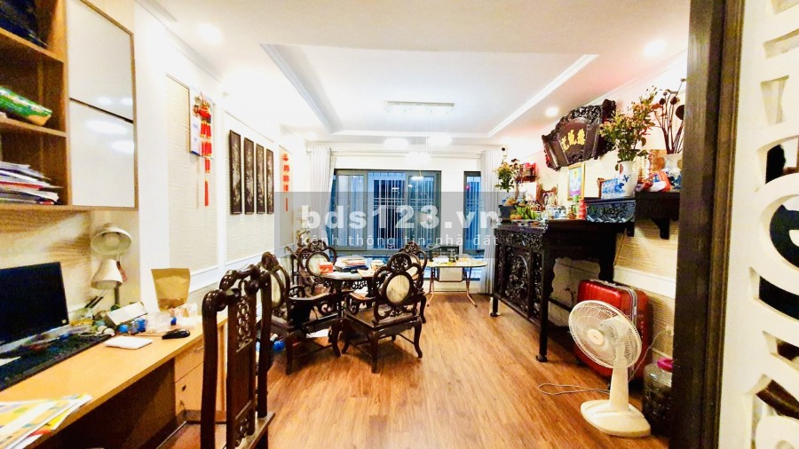 Nhà phân lô 7T mới Thuỵ Khuê, view Hồ Tây,thông ba gác, full NT, MT 4m, nhỉnh 3tỷ