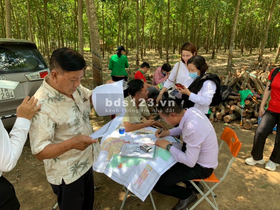 Bán gấp Đất Mặt tiền Qlo 14 Becamex Bình Phước, giá 485 triệu