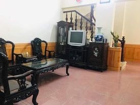 Cần bán gấp nhà Phố Thịnh Quang để đi Úc (60M2: 4,2Tỷ) ngõ trước nhà rộng 3m