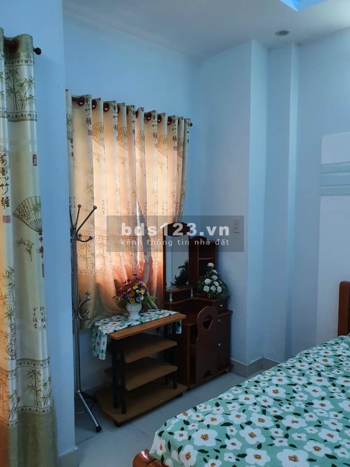 Kinh doanh đỉnh cao, hẻm xe tăng 10M, Âu Cơ, Tân Phú, 40m2, nhỉnh 5 Tỷ.