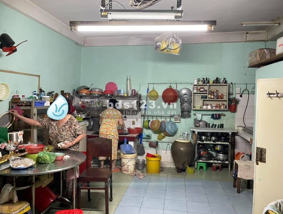 Bán nhà 2 tầng Lê Quang Định Bình Thạnh DTCN 70m2 chỉ 5.2 tỷ