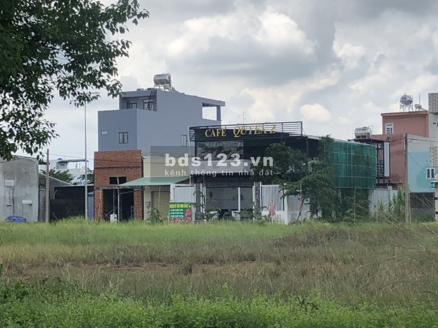 Cần tiền trả nợ chủ bán gấp lô đất đường Tỉnh Lộ 10, Đức Hòa, 110m2, giá 1 tỷ 780 triệu