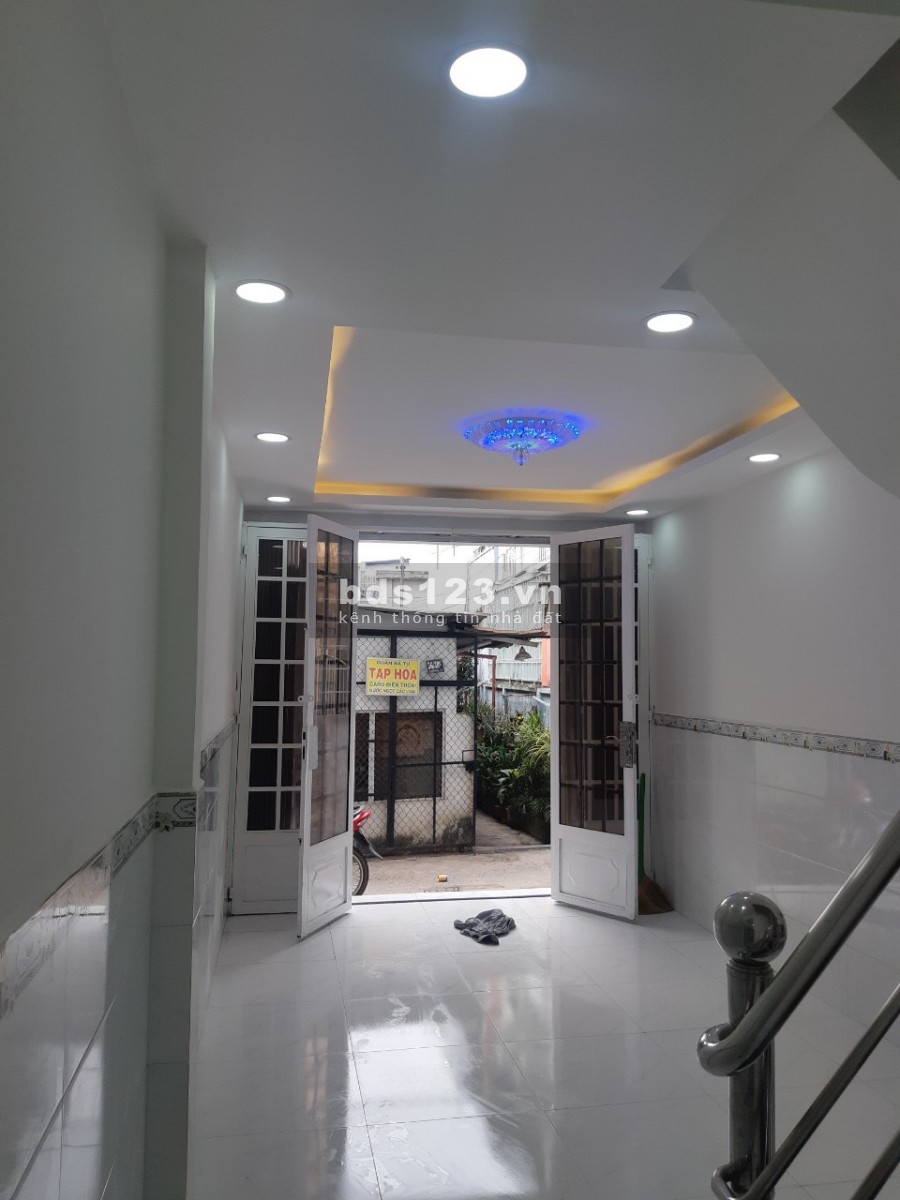 Bán gấp nhà 1 lầu, Đường 13, Linh Chiểu, Quận Thủ Đức. giá bán 3 tỷ 250tr