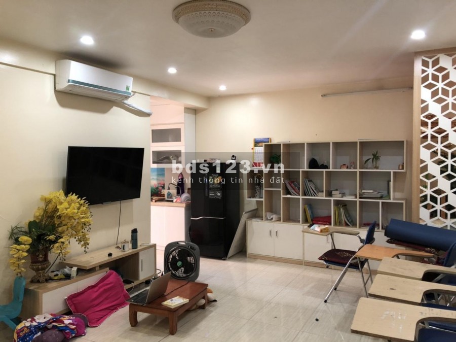 Bán căn hộ tầng trung tòa Trung Rice City 67m2 2PN Full nội thất,chỉ việc tới ở, công năng tiện lợi