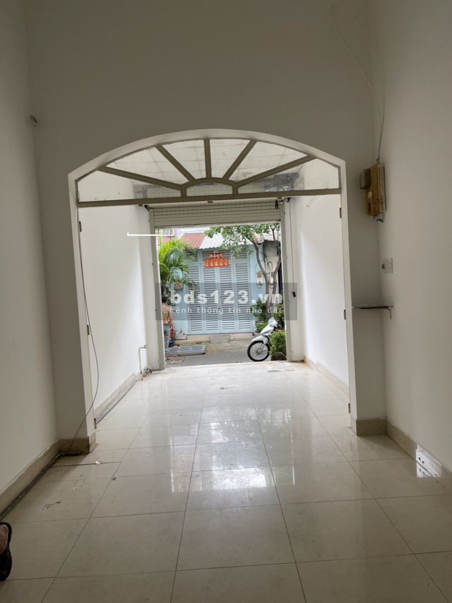 Nhà Lê Lăng, diện tích sử dụng 3,5x22, trệt, gác đúc, 3 phòng ngủ, 8tr