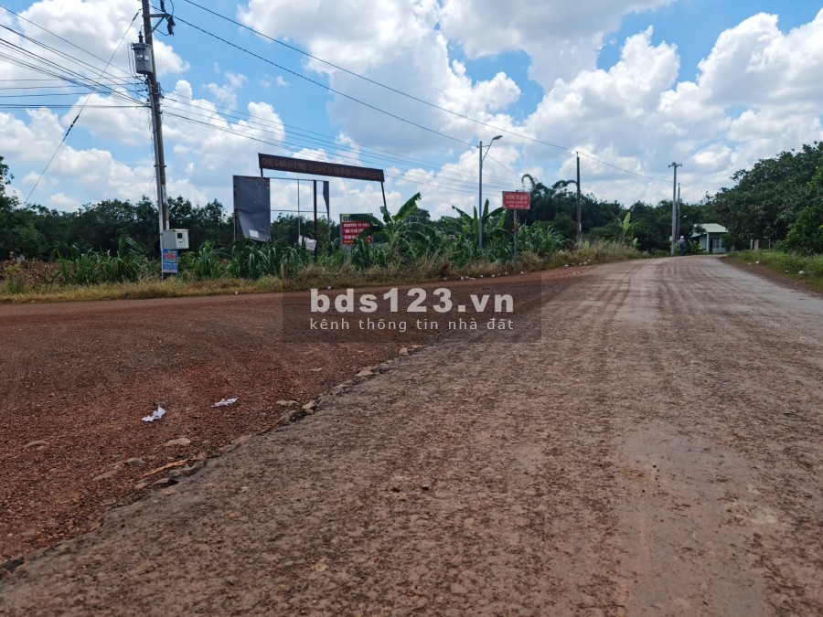 Bán lô đất tại Xã Tân Phước, huyện Đồng Phú, dân cư hiện hữu, cách đường DT753 chỉ 300m