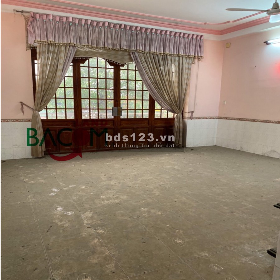 Ban nhà 1 trệt 2 lầu mt Đồng Khởi, phường Tân Phòng, dt 297.5m2, giá chỉ 14 tỷ