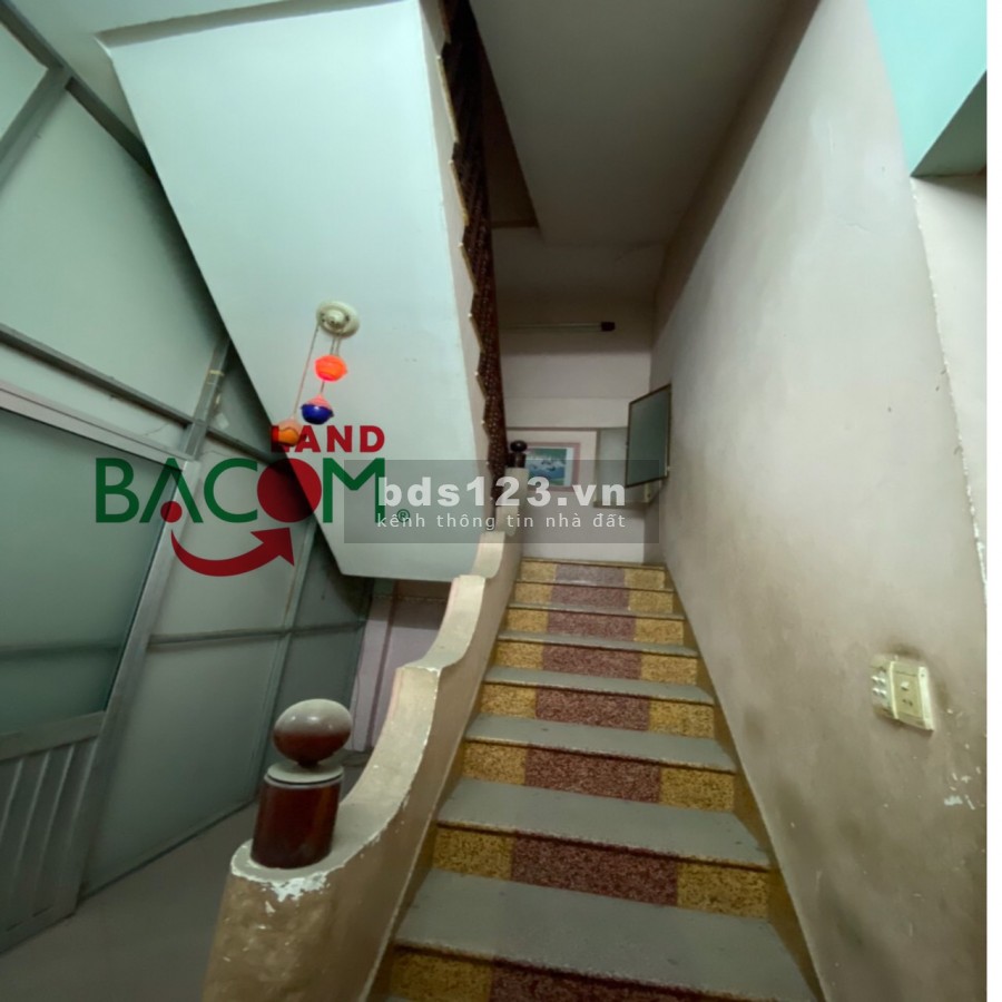 Ban nhà 1 trệt 2 lầu mt Đồng Khởi, phường Tân Phòng, dt 297.5m2, giá chỉ 14 tỷ