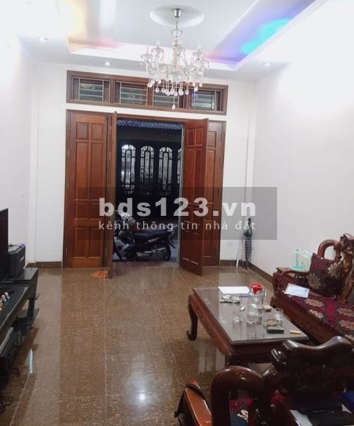 Bán nhà Nguyễn Văn Cừ, 5 phút sang trung tâm, full nội thất, 36m 4 tầng, 3 tỷ