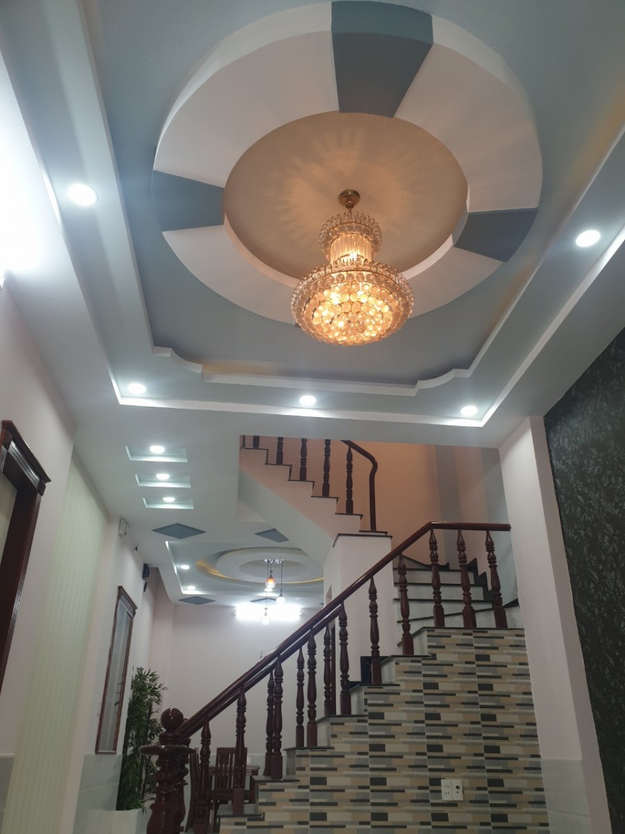 Nhà hẻm nhựa 6m thông khu Hồng Long, phường Hiệp Bình Phước, Tp Thủ Đức.
