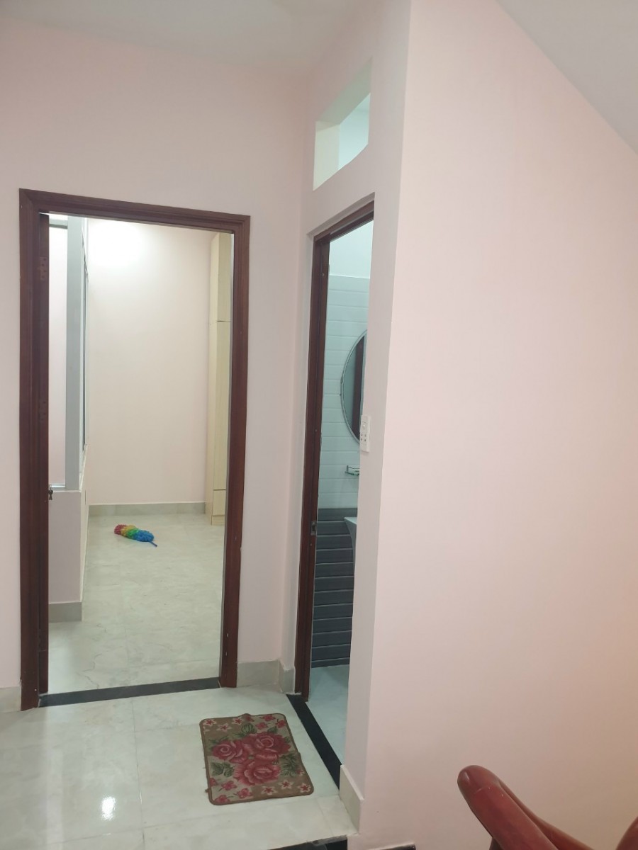 Nhà hẻm nhựa 6m thông khu Hồng Long, phường Hiệp Bình Phước, Tp Thủ Đức.