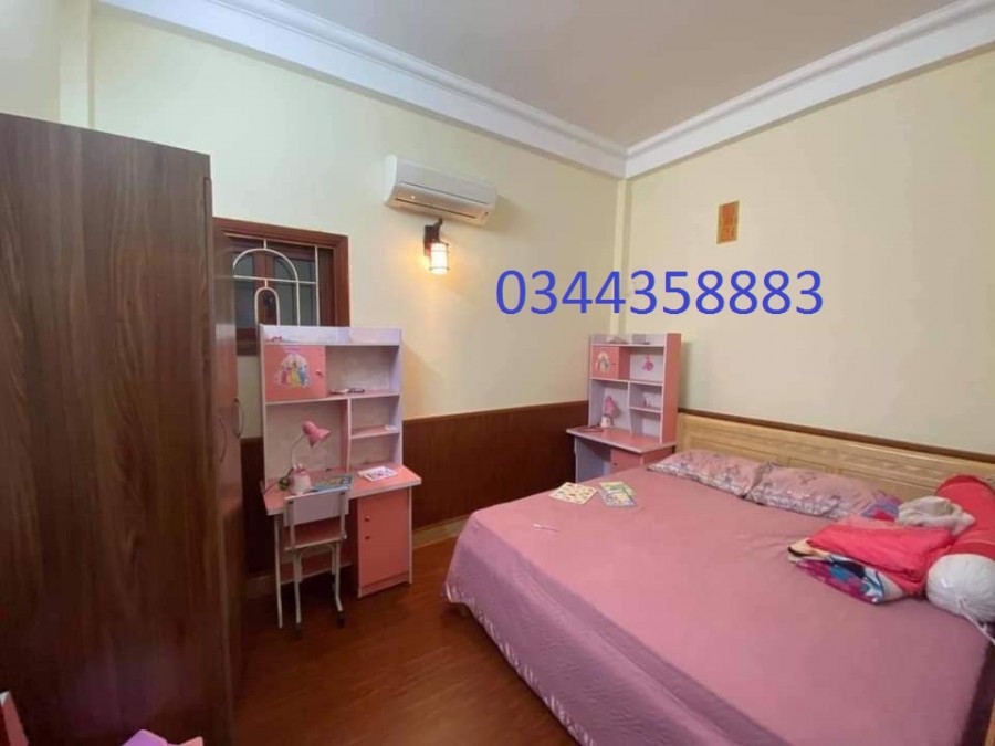 Nhà mới đẹp ở ngay trung tâm gần phố Quận Hai Bà Trưng DT 30m2, 5 tầng